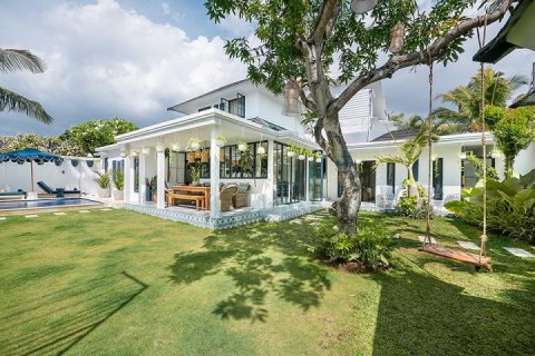 Vila 5 kamar tidur di Seminyak, Badung, Bali (1294)