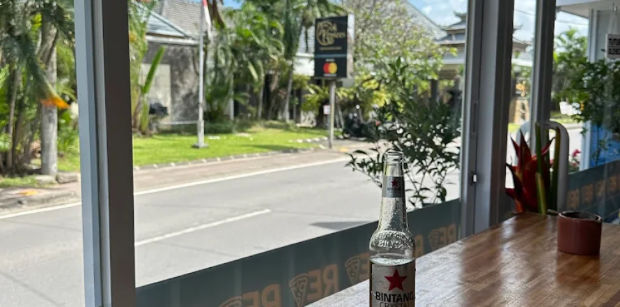 Commercial property in Seminyak, Badung, Bali (9695)