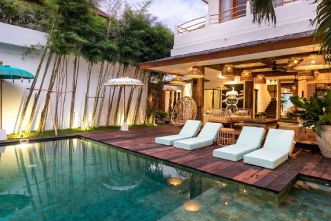 Vila 3 kamar tidur di Seminyak, Badung, Bali (1663)