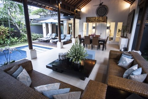 Vila 2 kamar tidur di Seminyak, Badung, Bali (1659)