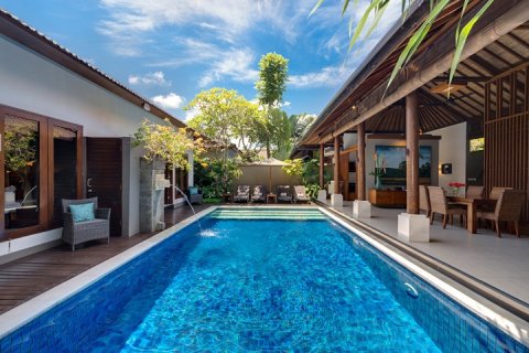 Vila 2 kamar tidur di Seminyak, Badung, Bali (1658)