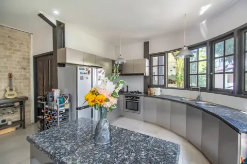 5 bedrooms Villa in Kerobokan, Badung, Bali (10860) 9
