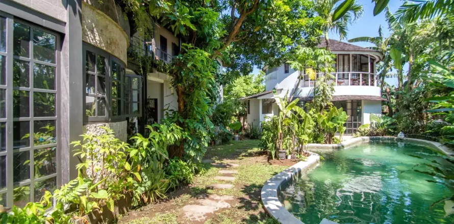5 bedrooms Villa in Kerobokan, Badung, Bali (10860)