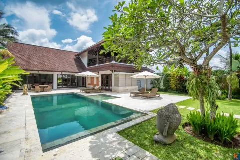 Vila 4 kamar tidur di Ubud, Gianyar, Bali (10858)