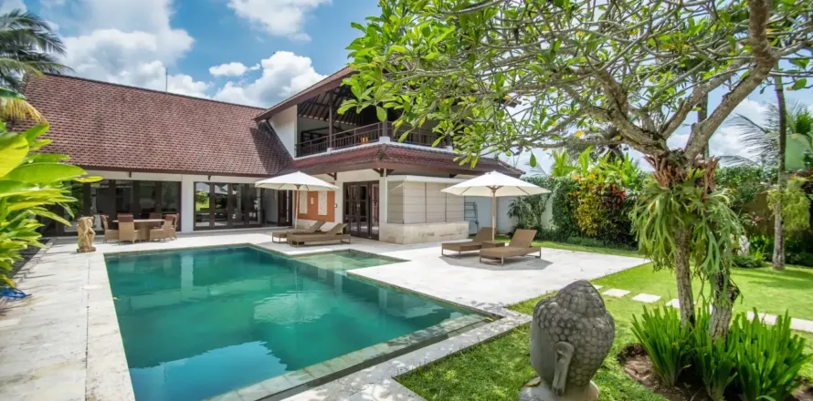 4 bedrooms Villa in Ubud, Gianyar, Bali (10858)