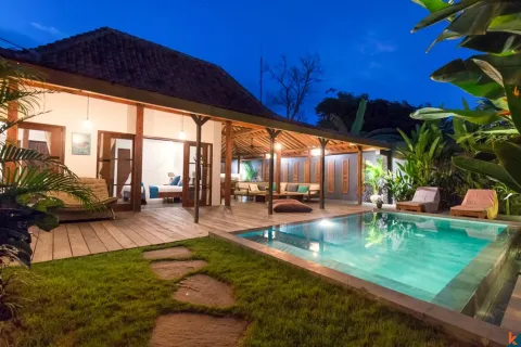 Vila 2 kamar tidur di Tibubeneng, Badung, Bali (10857)