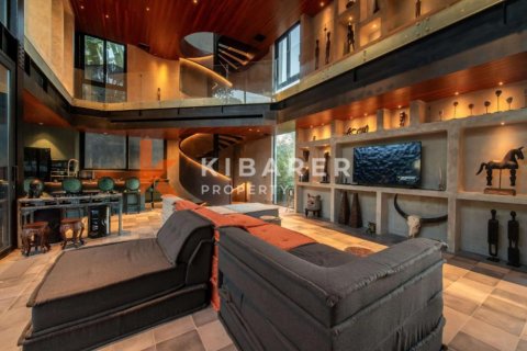 5 bedrooms Villa in Tibubeneng, Badung, Bali (12930) 11