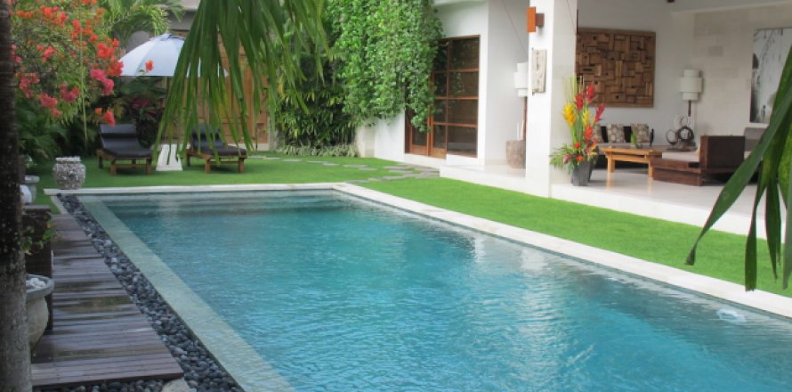 2 bedrooms Villa in Seminyak, Badung, Bali (1733)