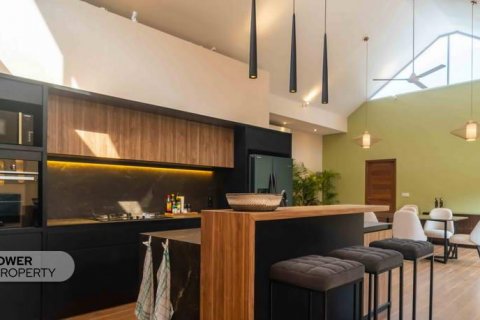 4 bedrooms Villa in South Denpasar, Denpasar, Bali (8413) 9