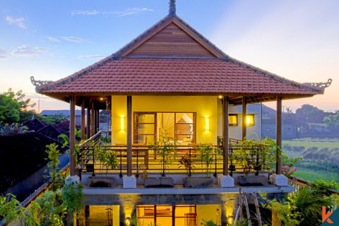 Vila 7 kamar tidur di Kerobokan, Badung, Bali (11926)