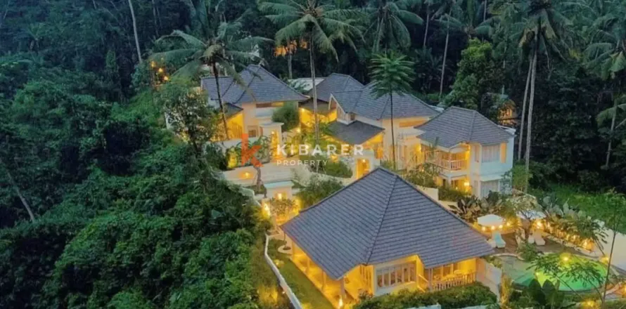 3 bedrooms Villa in Gianyar, Bali (12945)