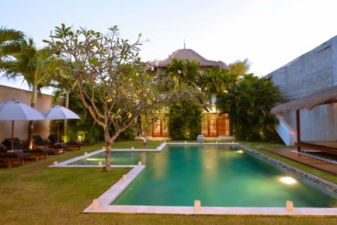 8 bedrooms Villa in Seminyak, Badung, Bali (1143)