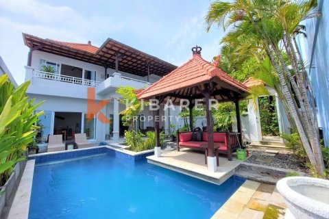 Vila 2 kamar tidur di Seminyak, Badung, Bali (13639)
