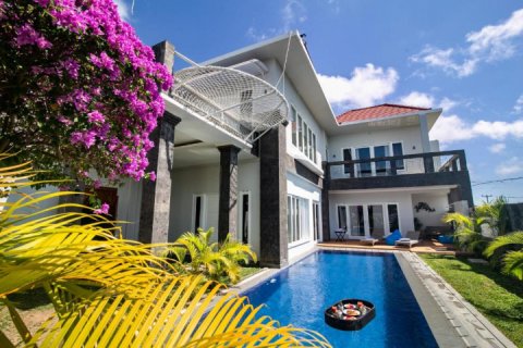 Vila 5 kamar tidur di Kuta Selatan, Badung, Bali (1806)