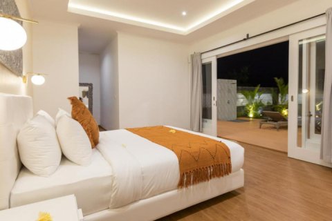 5 bedrooms Villa in South Kuta, Badung, Bali (1806) 14