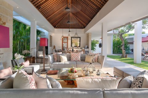 Vila 5 kamar tidur di Seminyak, Badung, Bali (10664) 4