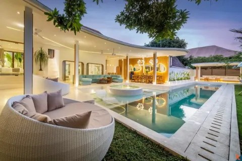 5 bedrooms Villa in Badung, Bali (11625) 4