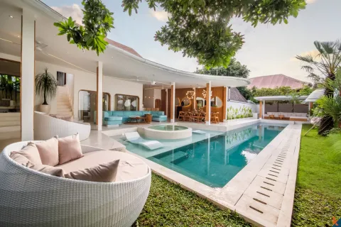 5 bedrooms Villa in Badung, Bali (11625) 28