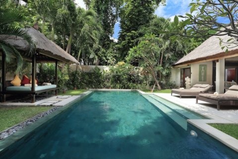 Vila 3 kamar tidur di Seminyak, Badung, Bali (1437)