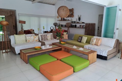5 bedrooms Villa in Tumbak Bayuh, Mengwi, Badung, Bali (12070) 11