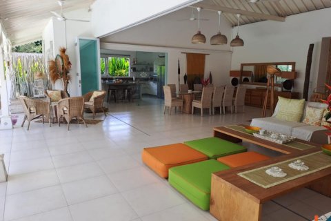 5 bedrooms Villa in Tumbak Bayuh, Mengwi, Badung, Bali (12070) 12