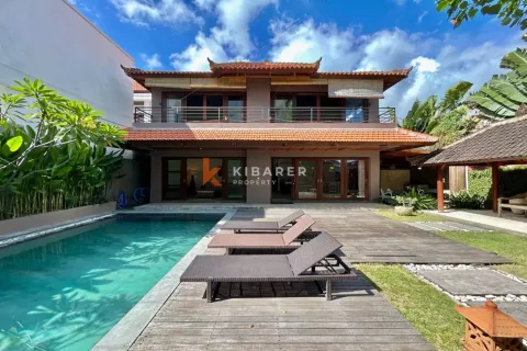 Vila 4 kamar tidur di Canggu, Badung, Bali (14661)