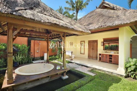Vila 6 kamar tidur di Cemagi, Mengwi, Badung, Bali (5924) 4