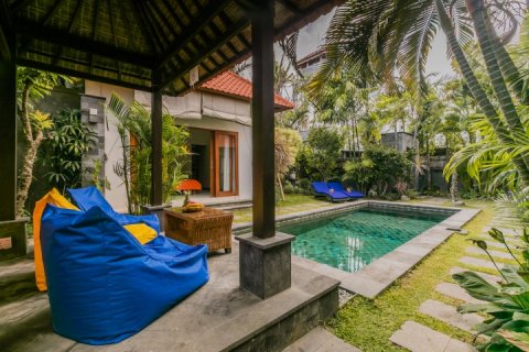 Vila 3 kamar tidur di Seminyak, Badung, Bali (2168)