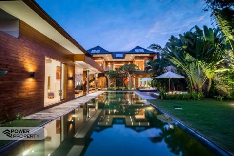 4 bedrooms Villa in Seminyak, Badung, Bali (8499) 10