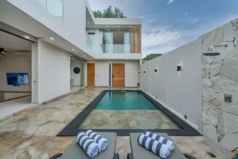 Vila 3 kamar tidur di Denpasar, Bali (11253)