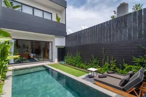 Vila 3 kamar tidur di Tumbak Bayuh, Mengwi, Badung, Bali (11274)