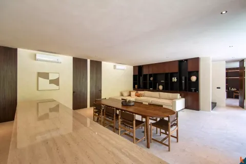 4 bedrooms Villa in Tumbak Bayuh, Mengwi, Badung, Bali (11159) 10