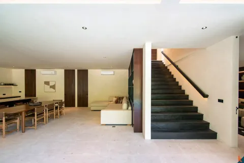 4 bedrooms Villa in Tumbak Bayuh, Mengwi, Badung, Bali (11159) 14