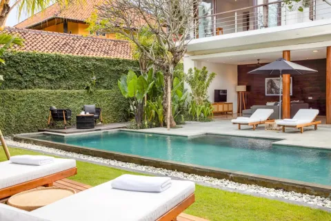 Vila 3 kamar tidur di Tibubeneng, Badung, Bali (11158)