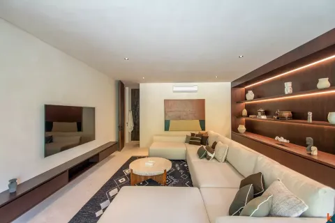 3 bedrooms Villa in Tumbak Bayuh, Mengwi, Badung, Bali (11160) 9