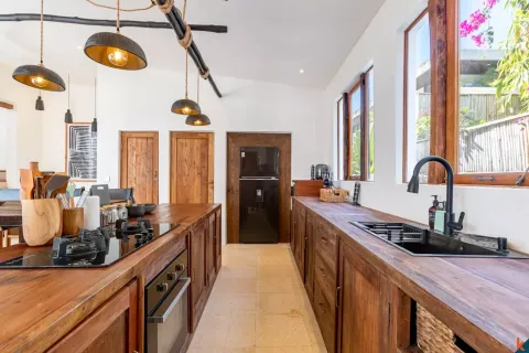 4 bedrooms Villa in Badung, Bali (11161) 19