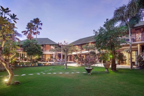 4 bedrooms Villa in Canggu, Badung, Bali (1360) 2