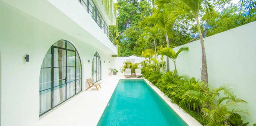 6 bedrooms Villa in Badung, Bali (11966)