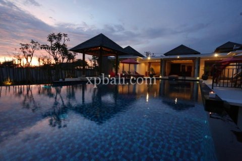 8 bedrooms Villa in Canggu, Badung, Bali (4289) 2