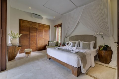 8 bedrooms Villa in Seminyak, Badung, Bali (1111) 24