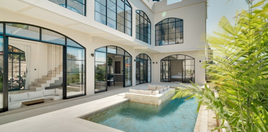 3 bedrooms Villa in Munggu, Mengwi, Badung, Bali (11751)