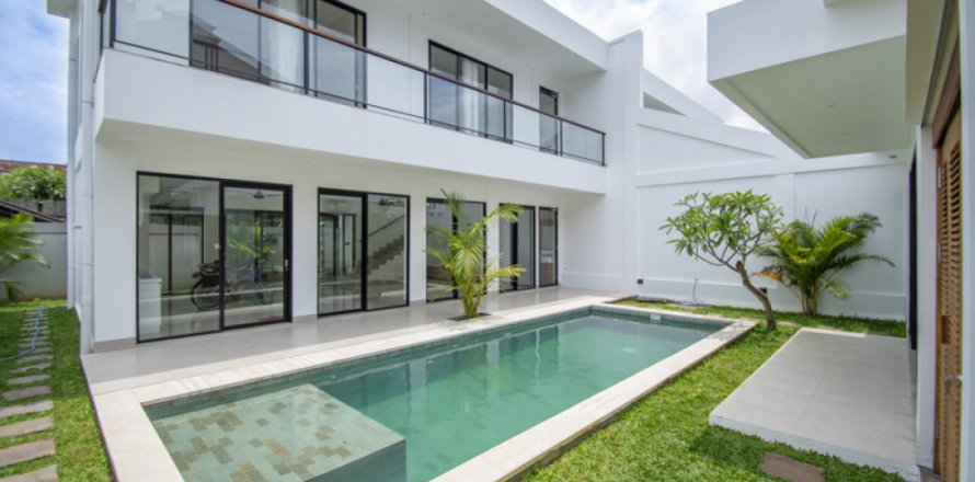 3 bedrooms Villa in Legian, Kuta, Badung, Bali (11749)
