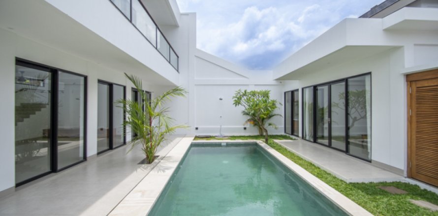 6 bedrooms Villa in Legian, Kuta, Badung, Bali (11748)