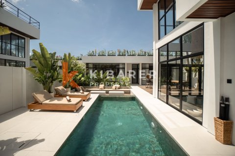Vila 4 kamar tidur di Pererenan, Mengwi, Badung, Bali (13610)