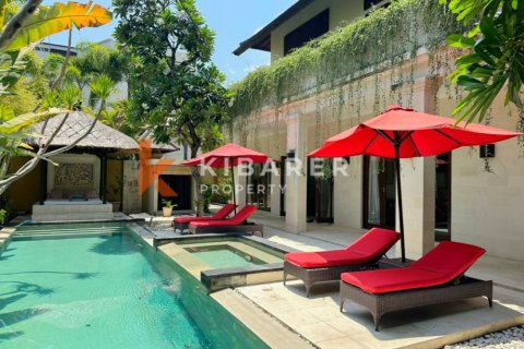 Vila 3 kamar tidur di Seminyak, Badung, Bali (13607)