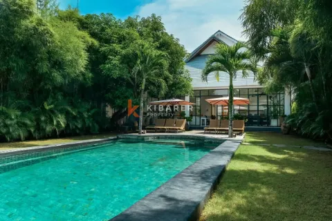 Vila 4 kamar tidur di Badung, Bali (12562)