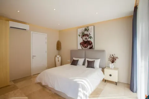 4 bedrooms Villa in Pererenan, Mengwi, Badung, Bali (11943) 3