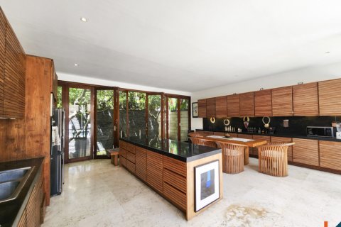 3 bedrooms Villa in Kerobokan, Badung, Bali (11573) 18