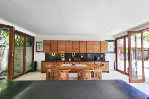 3 bedrooms Villa in Kerobokan, Badung, Bali (11573) 16