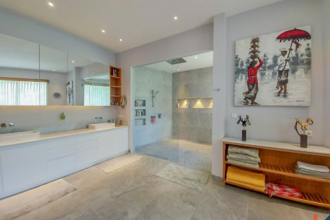 4 bedrooms Villa in Badung, Bali (11646) 4